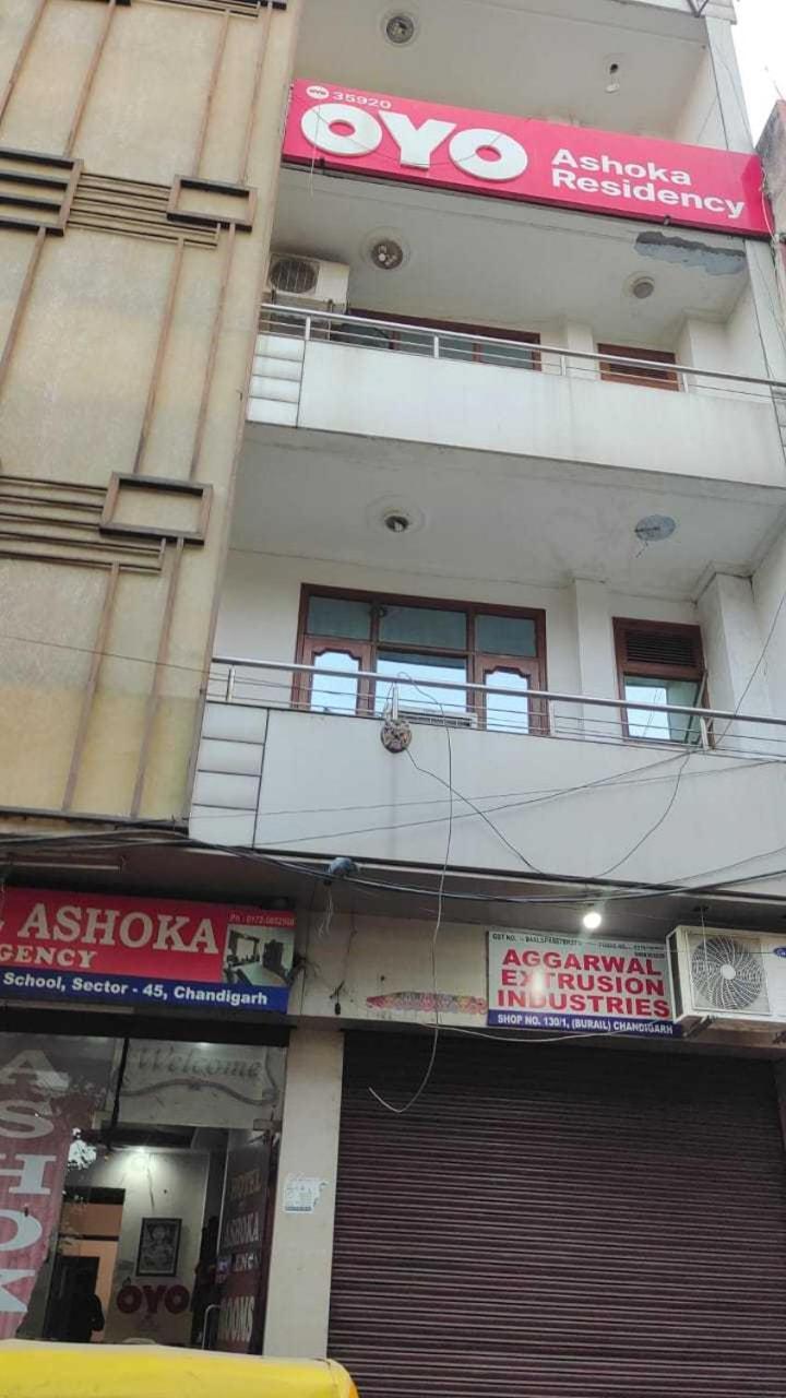 Hotel O Ashoka Residency Chandīgarh Exteriör bild
