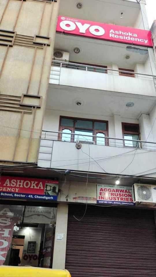 Hotel O Ashoka Residency Chandīgarh Exteriör bild